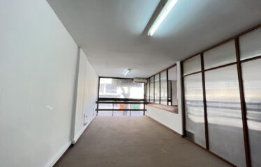 Local en Presidente Roca y Cerrito