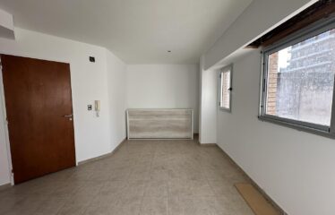 Monoambiente en Pte. Roca al 1400