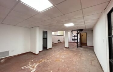 Local en Presidente Roca y Cerrito