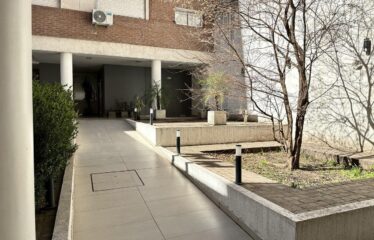 Monoambiente en 1° de Mayo al 1100