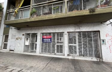 Local en 1° de Mayo al 2500