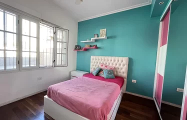 Casa en Pasaje Caldas al 500