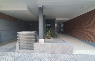 Monoambiente en Pte. Roca al 1400