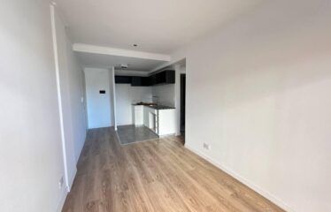 Departamento en Alem al 1500
