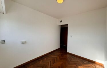 Departamento en 1° de Mayo al 900