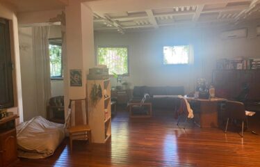 Casa en Pedriel al 200