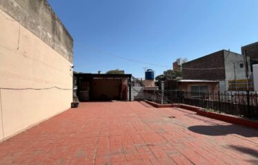 Casa en Suipacha al 300