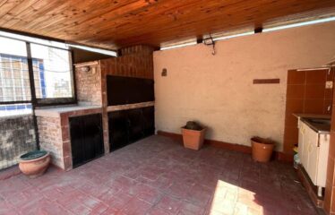 Casa en Suipacha al 300