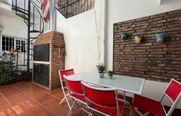 Casa en Suipacha al 300