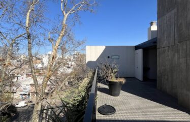 Monoambiente en Crespo al 300