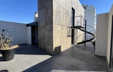 Monoambiente en Crespo al 300