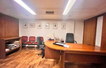 Oficina en Santa Fe al 800