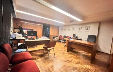 Oficina en Santa Fe al 800