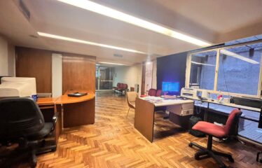 Oficina en Santa Fe al 800