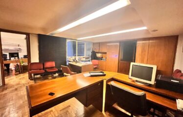 Oficina en Santa Fe al 800