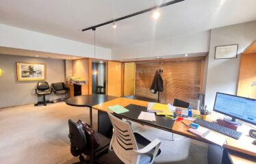 Oficina en Santa Fe al 800