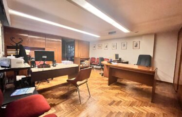 Oficina en Santa Fe al 800