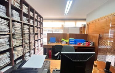 Oficina en Santa Fe al 800