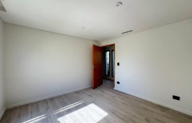 Casa en Miraflores, Funes Hills