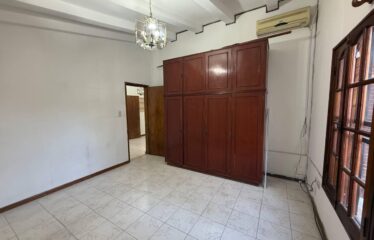 Casa en Vera Mujica al 5400