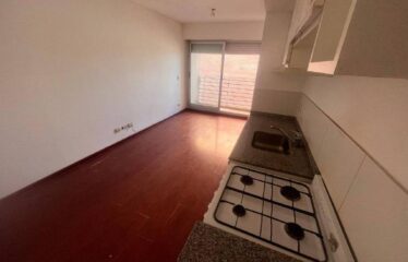 Departamento monoambiente en Ituzaingo al 100
