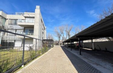 Departamento en Condominio Los Nogales, Fisherton
