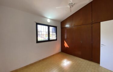 Casa en Los Troncos, Funes