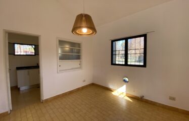 Casa en Los Troncos, Funes