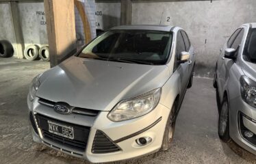 Cochera en Santa Fe al 1300