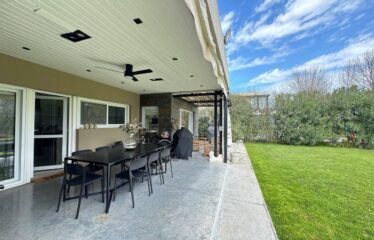 Casa en Miraflores, Funes Hills