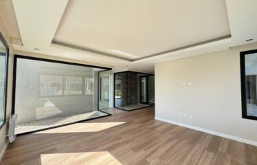 Casa en Cadaqués, Funes Hills