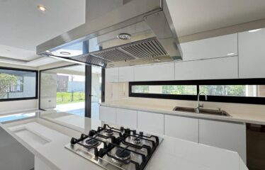 Casa en Cadaqués, Funes Hills