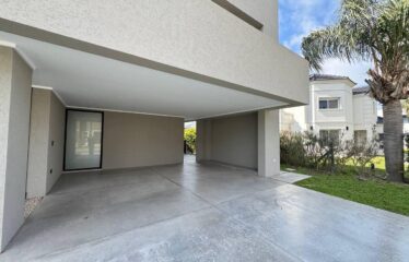 Casa en Cadaqués, Funes Hills