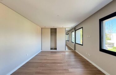 Casa en Cadaqués, Funes Hills