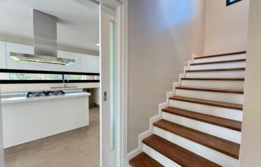 Casa en Cadaqués, Funes Hills