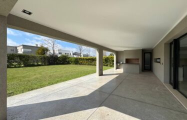 Casa en Cadaqués, Funes Hills