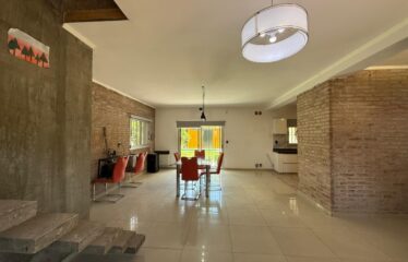 Casa en La Cautiva al 1400, Granadero Baigorria