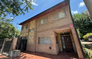 Casa en La Cautiva al 1400, Granadero Baigorria