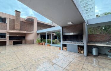 Departamento en Montevideo al 2400