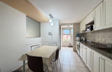 Departamento en Montevideo al 2400