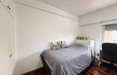 Departamento en Montevideo al 2400