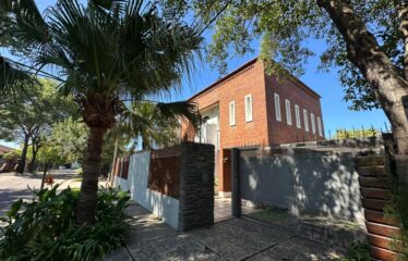 Casa en Guido y Spano 2400
