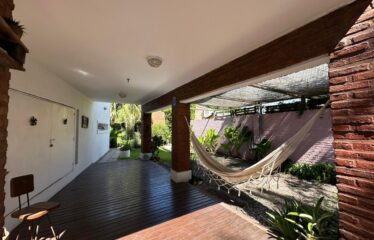 Casa en Guido y Spano 2400