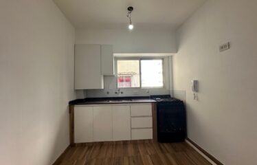 Departamento en Güemes al 2000