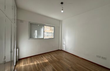 Departamento en Güemes al 2000