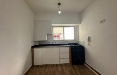 Departamento en Güemes al 2000