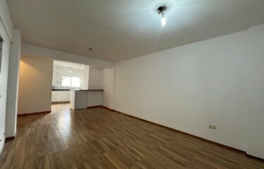 Departamento en Güemes al 2000