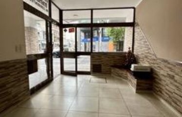 Departamento en Montevideo al 1400