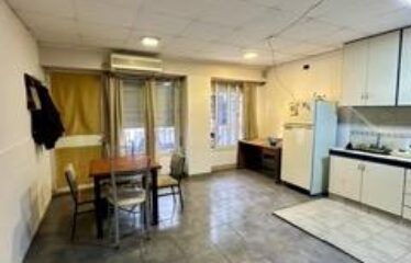Departamento en Montevideo al 1400