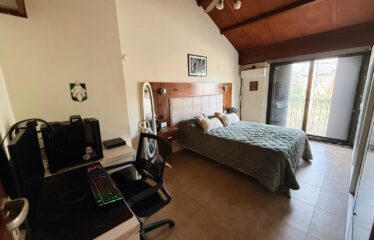 Casa en Juarez Celman y Bv. Argentino